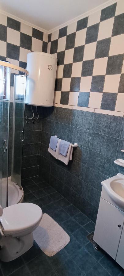 Galesic Apartments & Rooms Korenica Dış mekan fotoğraf