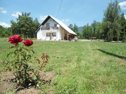 Galesic Apartments & Rooms Korenica Dış mekan fotoğraf