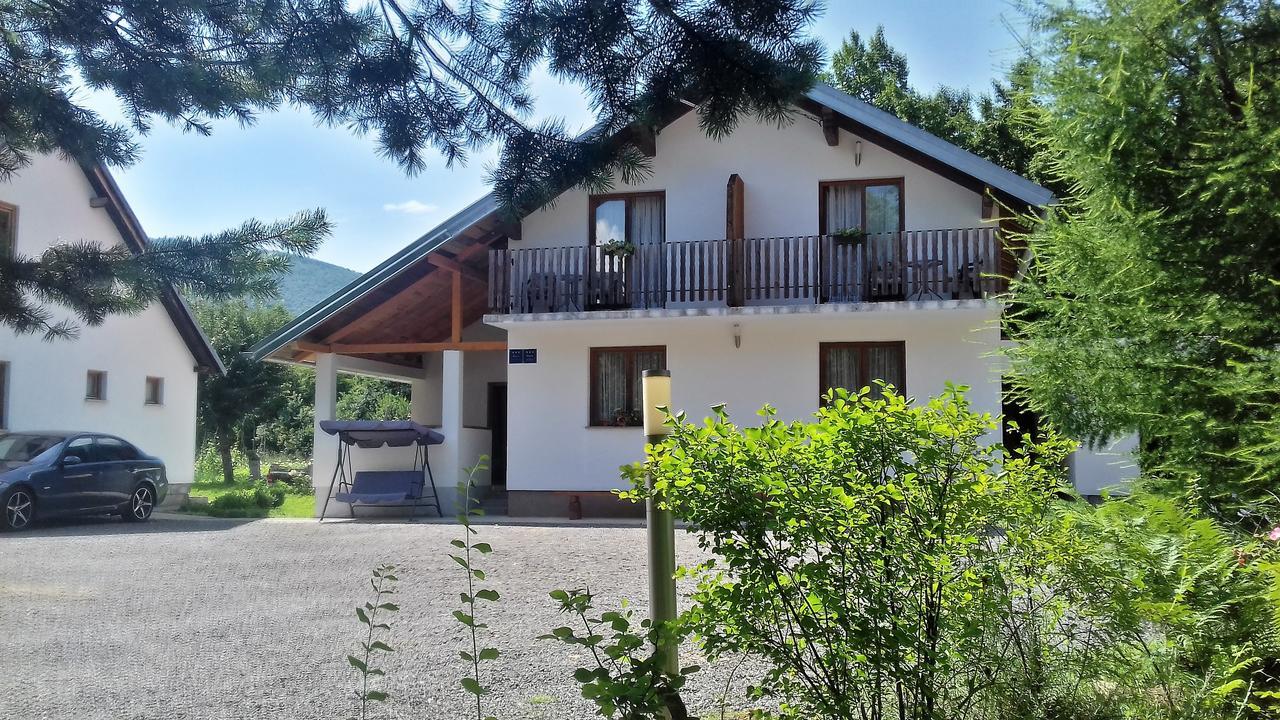 Galesic Apartments & Rooms Korenica Dış mekan fotoğraf